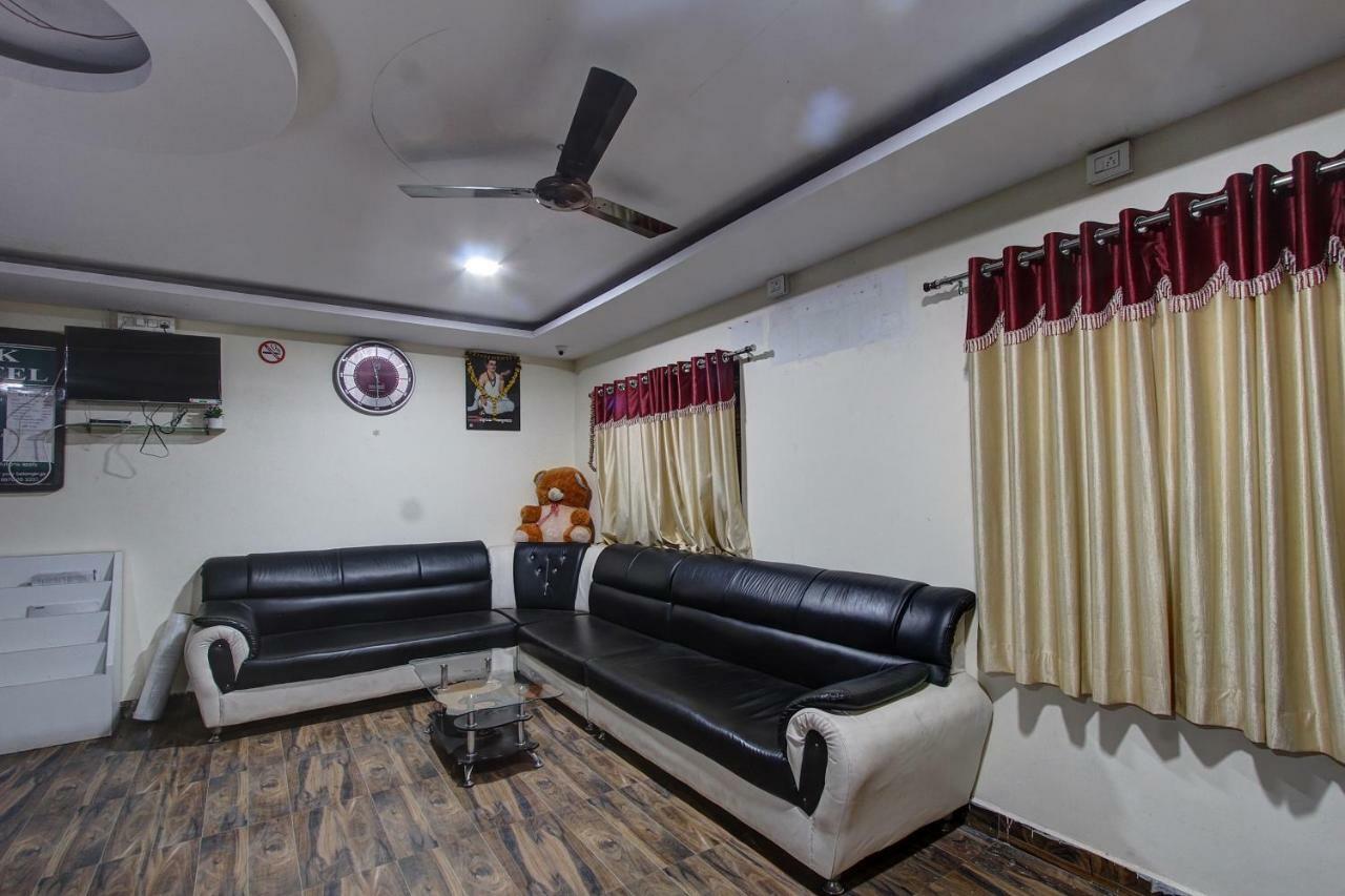 Collection O 38566 Mk Hotel And Lodge Gulbarga Exterior photo